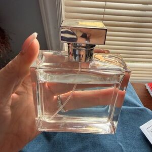 Ralph Lauren Romance perfume